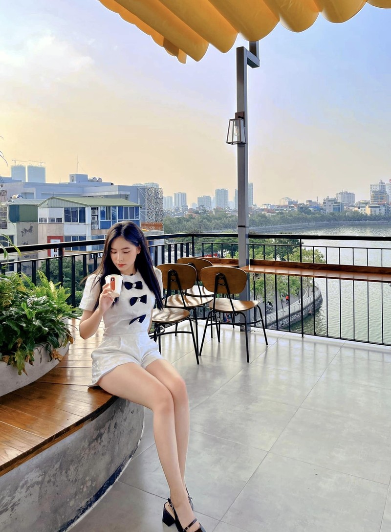 Cuoi tuan ngoi dau: Quan cafe tone am chuan mua thu-Hinh-3