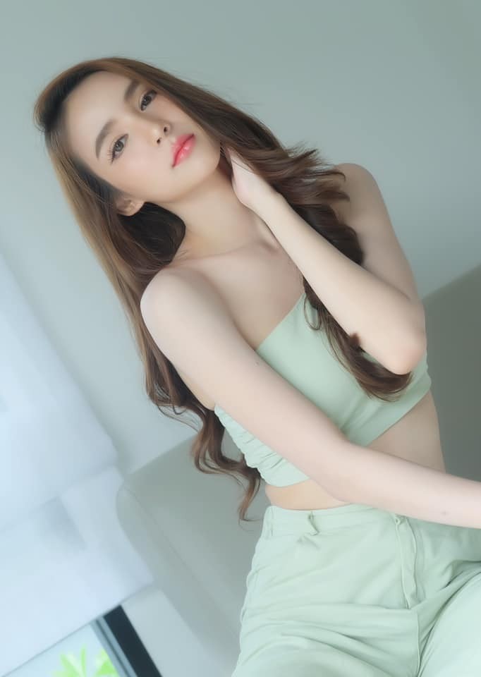 Hot girl chuyen gioi nguoi Thai khien netizen “dung ngoi khong yen“-Hinh-12