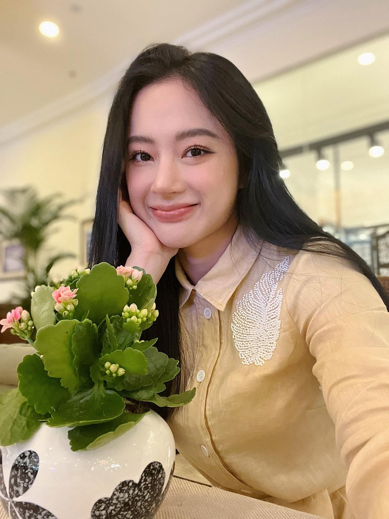 Angela Phuong Trinh hoa “than tien ty ty” trong anh can mat-Hinh-6