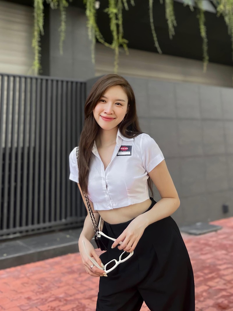 MC Thanh Thanh Huyen ngon bao tien vao hang hieu?-Hinh-11