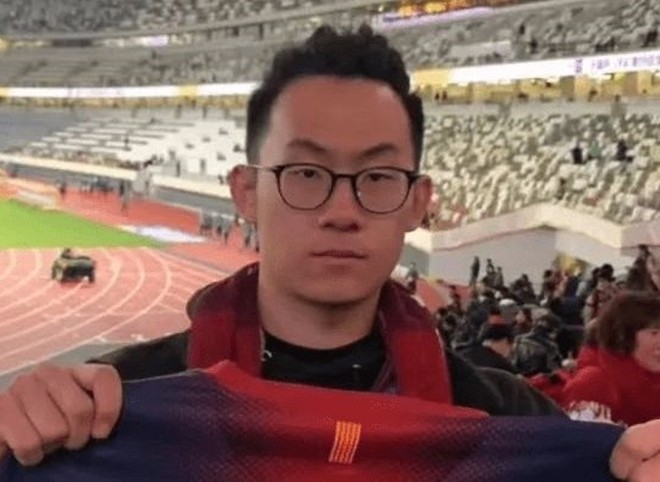 Chang trai bo viec, dap xe 2.000 km den Qatar xem World Cup-Hinh-2