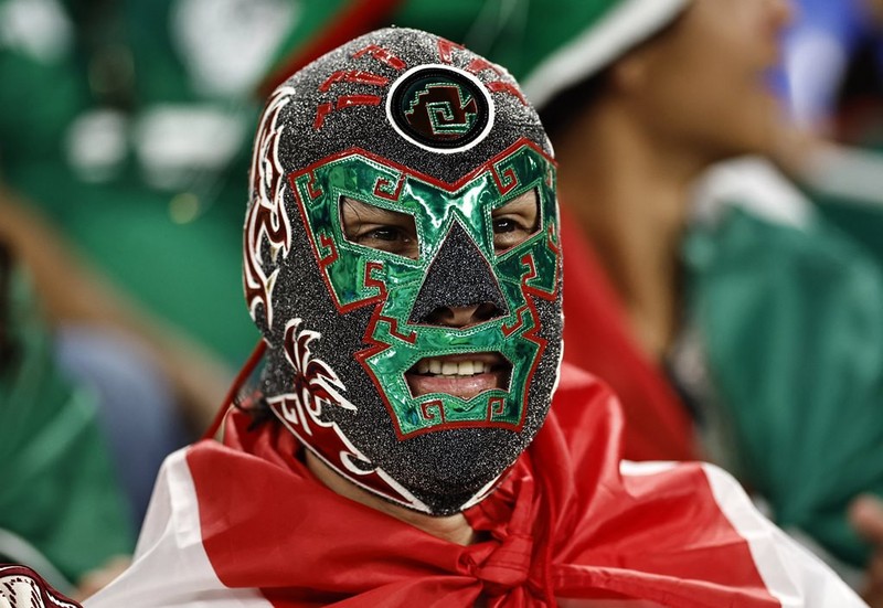 World Cup 2022: Phat hoang voi kieu hoa trang cua fan nu Mexico-Hinh-7