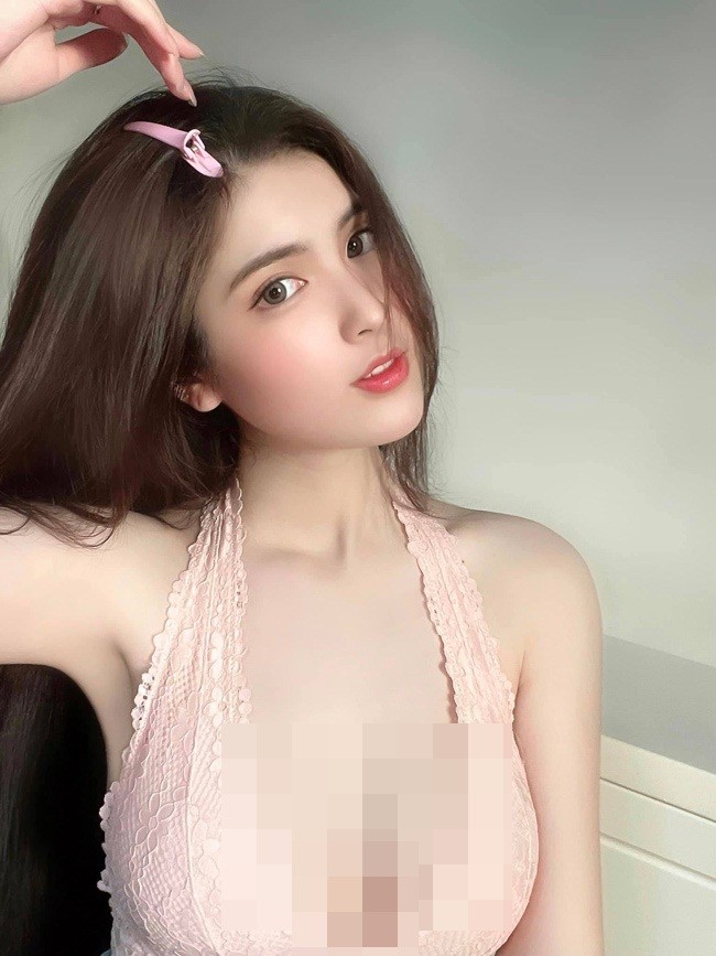 Me man voc dang hai hot girl mac ao dai dep khong tuong-Hinh-9