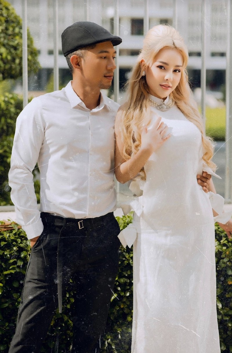 Ngan 98 dien ao dai don Tet, netizen thay la vi khong ho bao