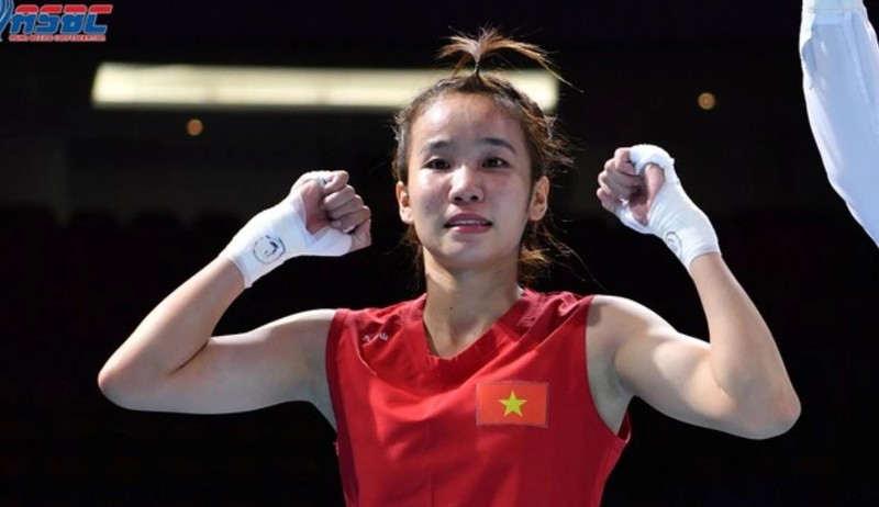 Nữ võ sĩ trẻ tạo ra lịch sử cho boxing Việt Nam trong ngày đầu năm mới