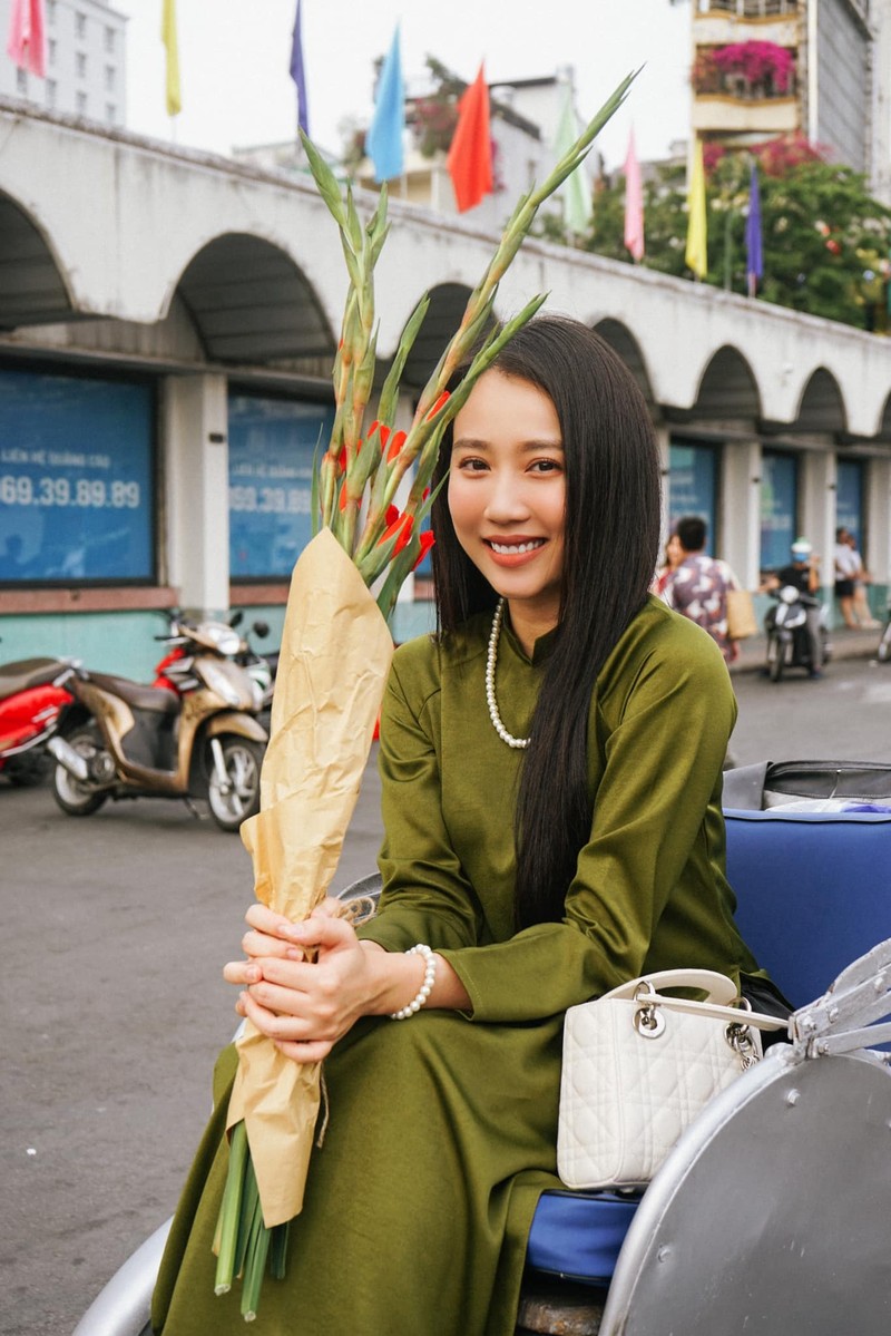 Ban gai cu Tien Linh khoe nhan sac tuoi tre hau chia tay-Hinh-7