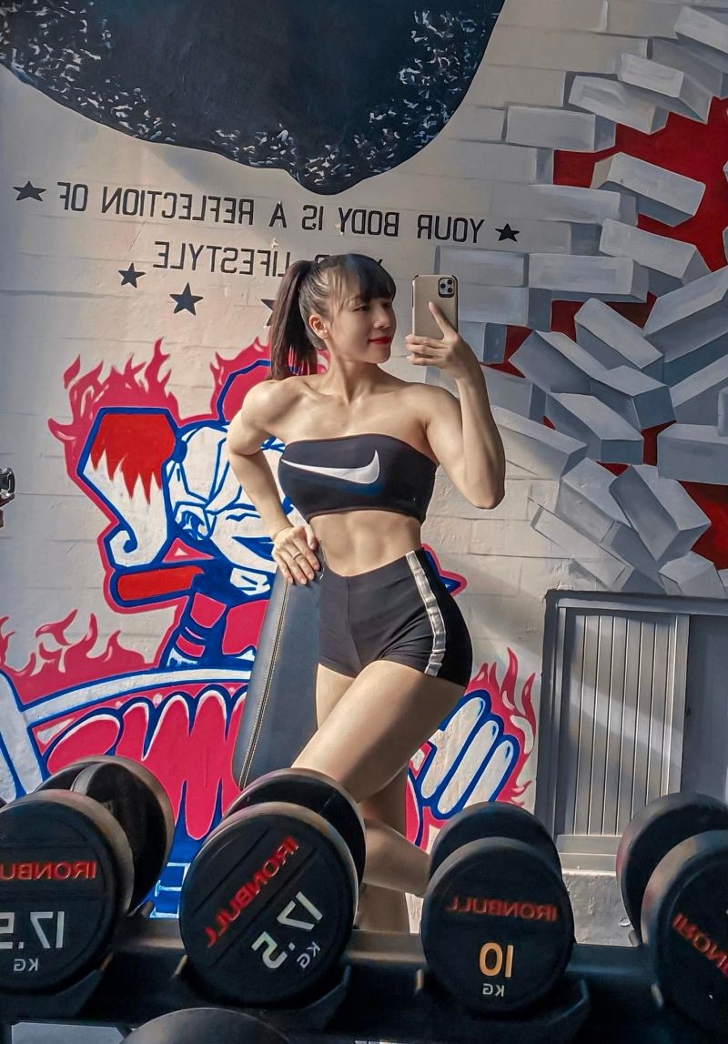 Mac yem lo co bap, “hot girl phong gym” khien dan ong ai ngai