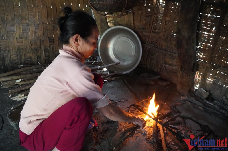 Nga quy khi nhan hai cot con trai qua Campuchia lam viec-Hinh-3