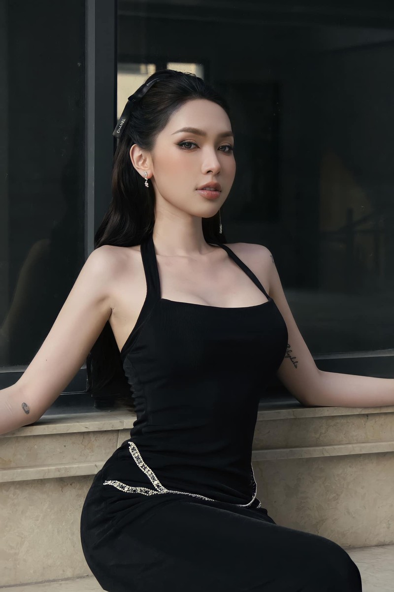 Danh tinh hot girl chuyen gioi gay sot vi qua giong Lisa BlackPink-Hinh-5