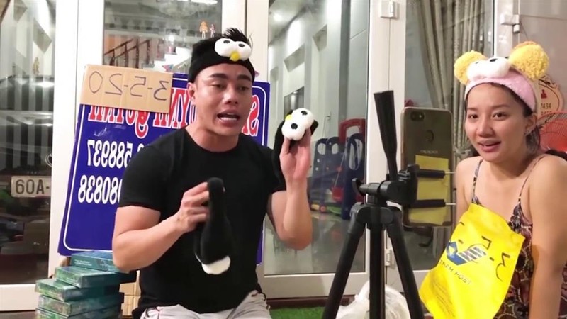 Le Duong Bao Lam: 'Livestream nhieu, den nhieu hop dong'