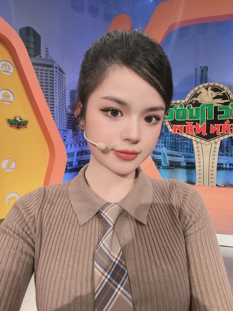 “Nu MC lun nhat VTV” nong bong khien ai cung nguoc nhin-Hinh-3