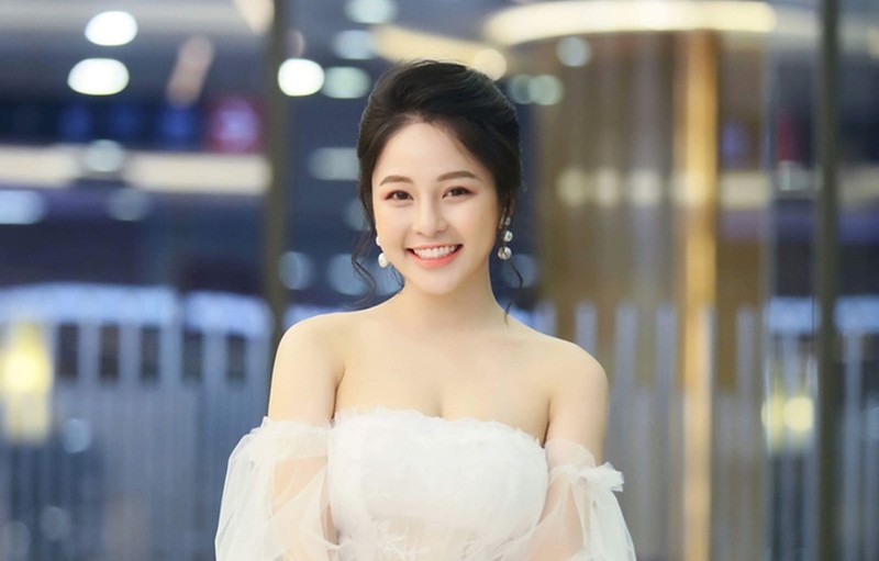 Hot girl Tram Anh tung vuong scandal “clip nong” gio ra sao?-Hinh-2