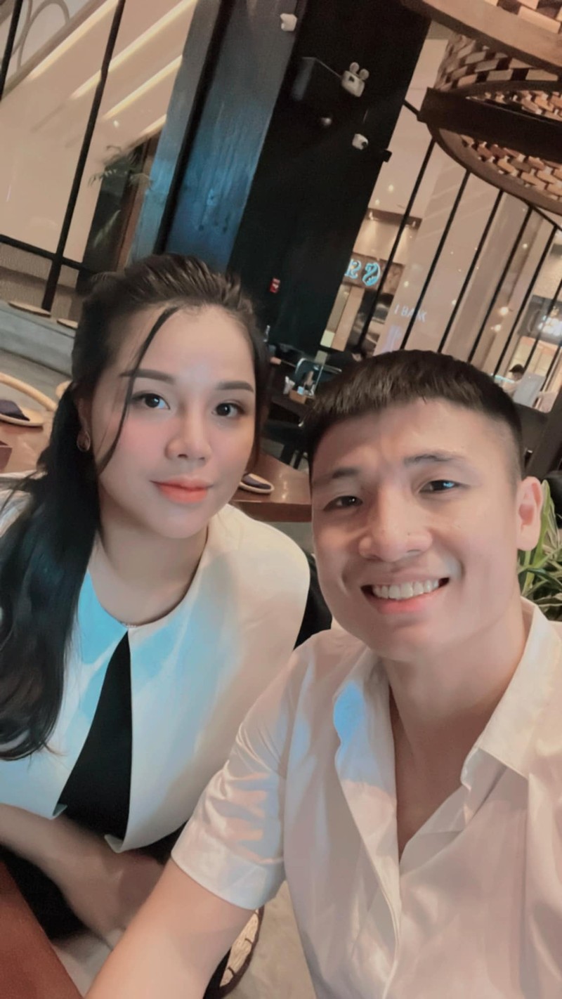 Tinh duyen trung ve Bui Tien Dung truoc lum xum ran nut hon nhan-Hinh-7