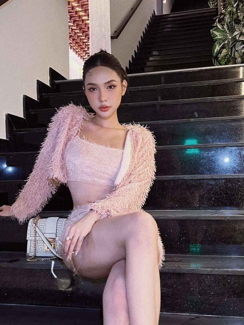 Danh tinh hot girl chuyen gioi gay sot trong “Nguoi ay la ai“-Hinh-11