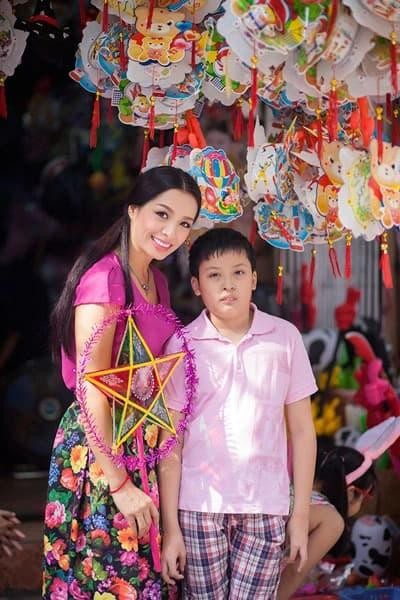 Cuu mau Thuy Hang khoe con trai 'day thi thanh cong' o tuoi 20-Hinh-3