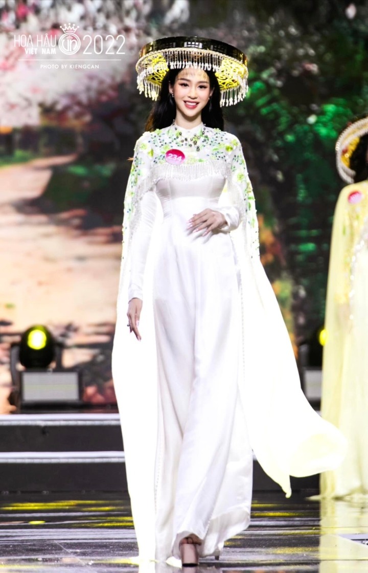'Nang tho' tung la hoc sinh gioi Van thi Miss World Vietnam 2023
