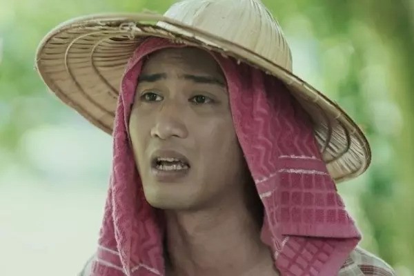 Tranh cai giong noi Doan Quoc Dam phim Lang trong pho-Hinh-2