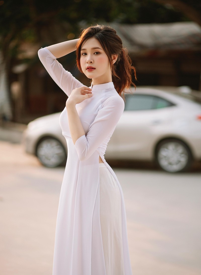 Nu MC dai Nghe An dien ao dai trang mung ngay Quoc khanh 2/9-Hinh-12