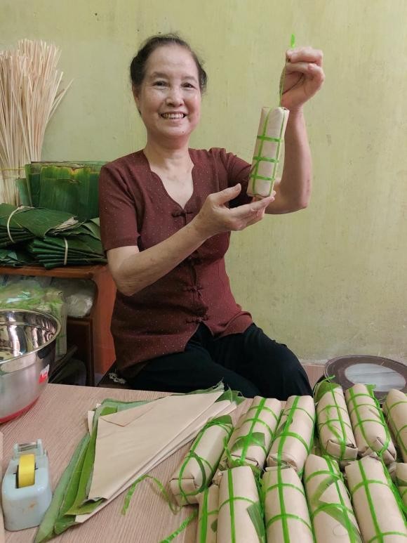 NSUT Ngoc Tan: Tren phim khac kho, ngoai doi tung di ban gio cha-Hinh-14