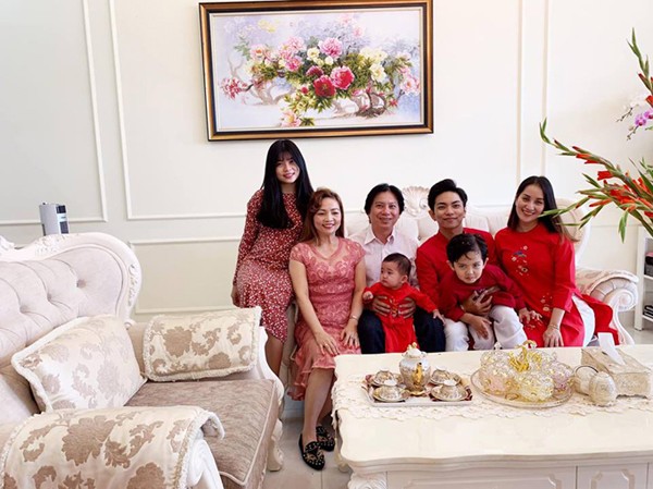 Khanh Thi giu 'lua' hon nhan bang tuyet chieu ninh kheo me chong-Hinh-2