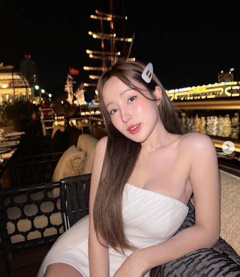 Hot girl Thai Lan lai 4 dong mau khien trieu dan ong si me-Hinh-8