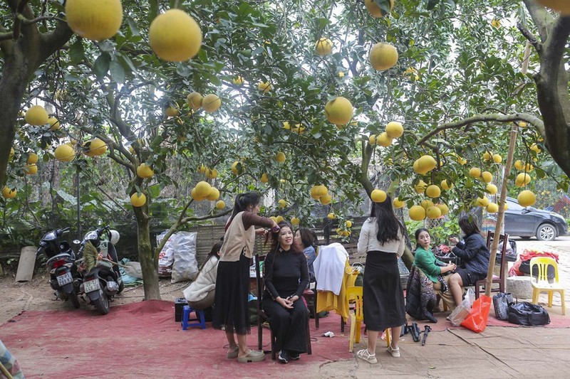 Chi tien trieu de “check-in” tai thu phu buoi Dien Ha Noi-Hinh-3