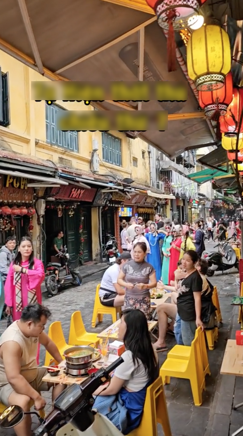 “Kiep nan” cua gioi tre chup ao dai Tet tai Ha Noi, nhin ma chan ngang-Hinh-4