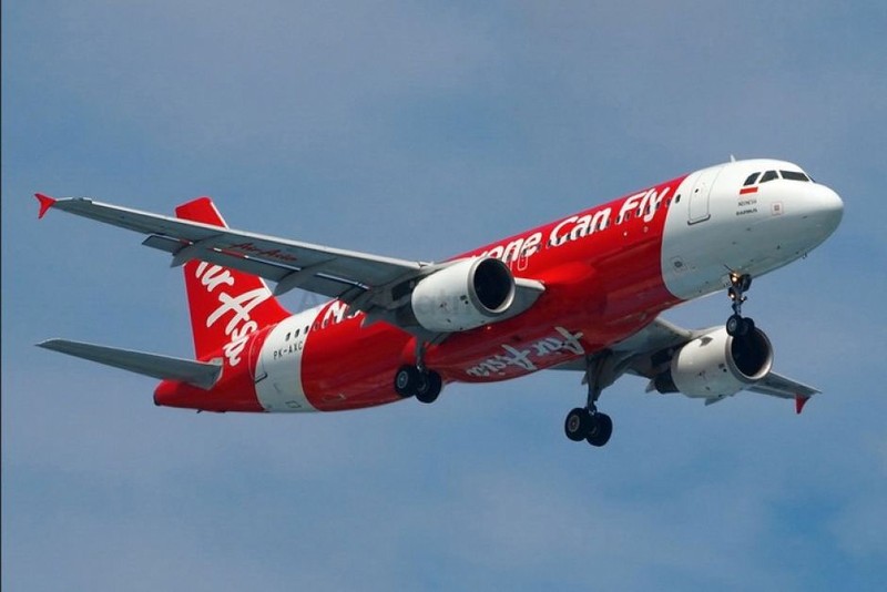 May bay air asia roi khong hoan toan do thoi tiet hinh anh 1