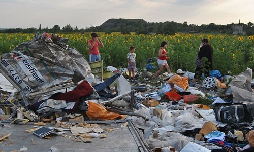 Chuyen gia Duc: Lu doan Nga dung Buk ban ha MH17?