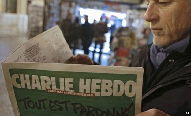 Charlie Hebdo so moi dang anh cham biem Giao hoang, chinh tri gia