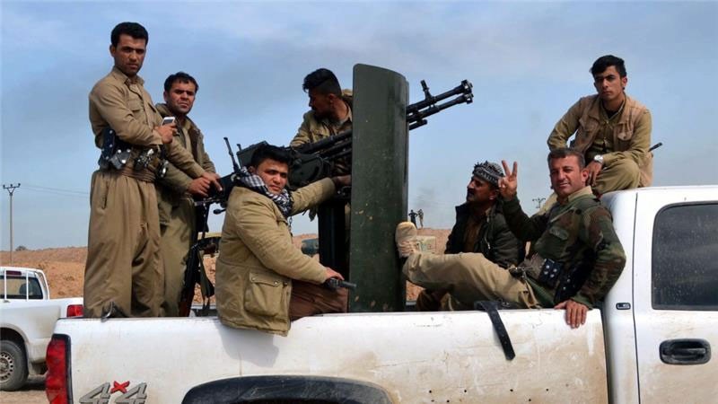 Iraq chiem lai loat mo dau ngoai o Tikrit tu tay IS