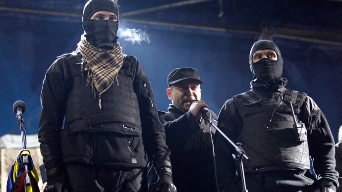 Phat xit moi Right Sector gia nhap quan doi Ukraine