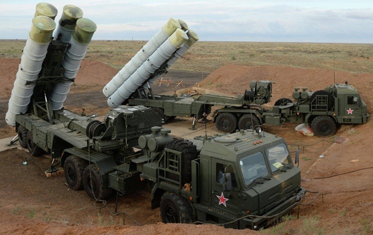 Nga trien khai to hop S-400 toi Syria de “dan mat” TNK?