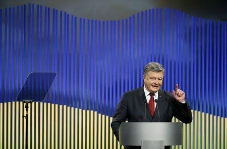 Tong thong Poroshenko ra dieu kien voi mien dong Ukraine