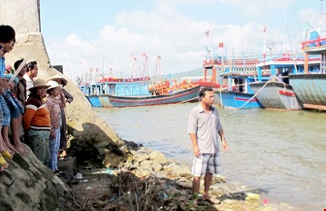 Phu Yen: Dan vay nha chu tich xa