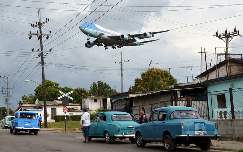 Anh: Nguoi dan Cuba chao don Tong thong Obama-Hinh-3