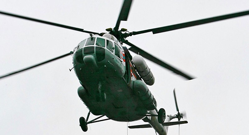 Truc thang Mi-8 Nga roi, 3 quan nhan thiet mang