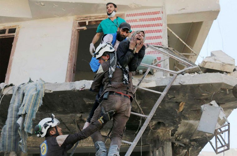 Thanh pho Aleppo tan hoang sau cac tran mua bom-Hinh-11
