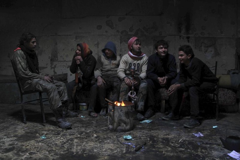 Thanh pho Aleppo: Nhung ngay dau noi chien-Hinh-17