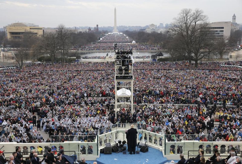 Hinh anh noi bat trong le nham chuc cua ong Donald Trump-Hinh-5