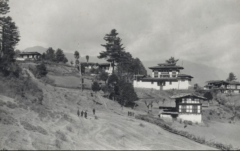 Dat nuoc Bhutan thap nien 1900 qua anh-Hinh-4