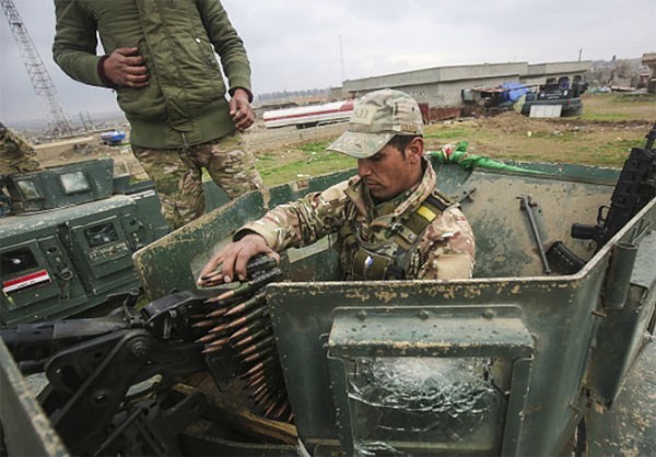 Anh QD Iraq chuan bi giai phong Tay Mosul tu tay phien quan IS-Hinh-3