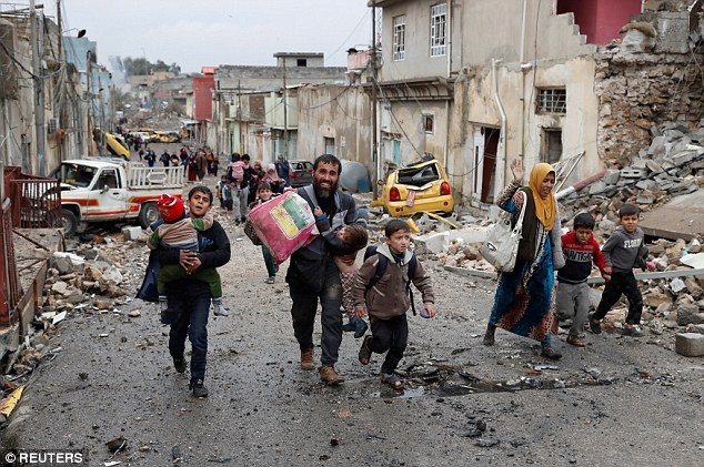 Nhung hinh anh xe long o chao lua Mosul-Hinh-9