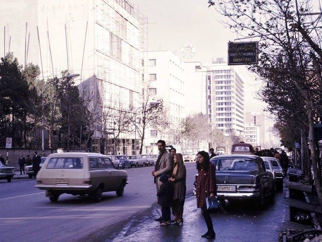 Nga ngua ve dat nuoc Iran thap nien 1960 qua anh-Hinh-11