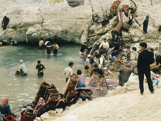 Nga ngua ve dat nuoc Iran thap nien 1960 qua anh-Hinh-8