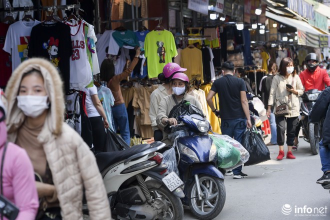 Cho vai lon nhat mien Bac nhon nhip tro lai, tieu thuong tat bat don khach-Hinh-9