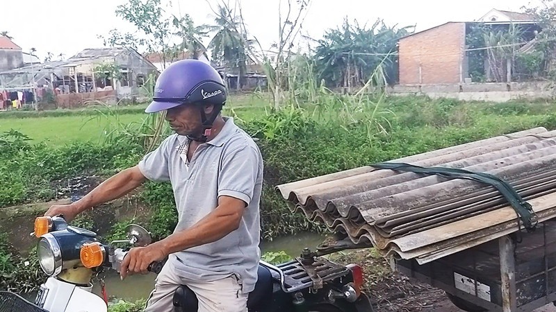 Quang Ngai: 80.000 dong/vien ngoi, chay 3 huyen van khong mua duoc-Hinh-4