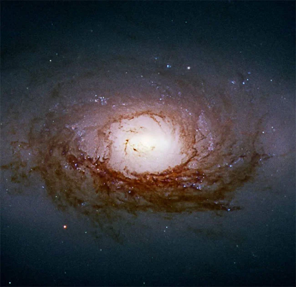 NASA cong bo nhung hinh anh quy gia chup boi kinh vien vong Hubble-Hinh-4