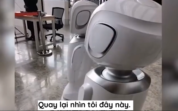 Thuc hu chuyen 2 robot “cai nhau” trong thu vien gay sot mang xa hoi-Hinh-8