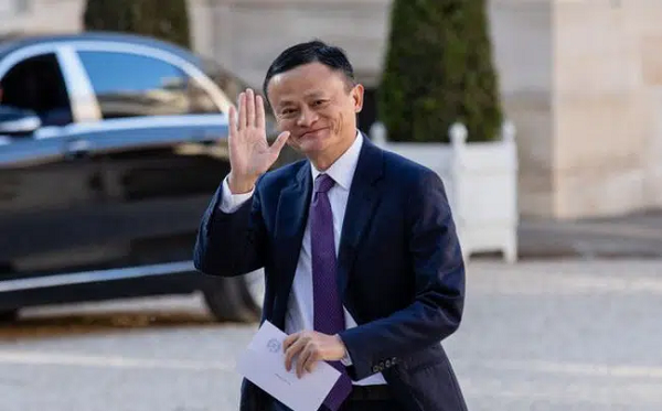 Ty phu Jack Ma lam gi trong 2 thang... mat tich